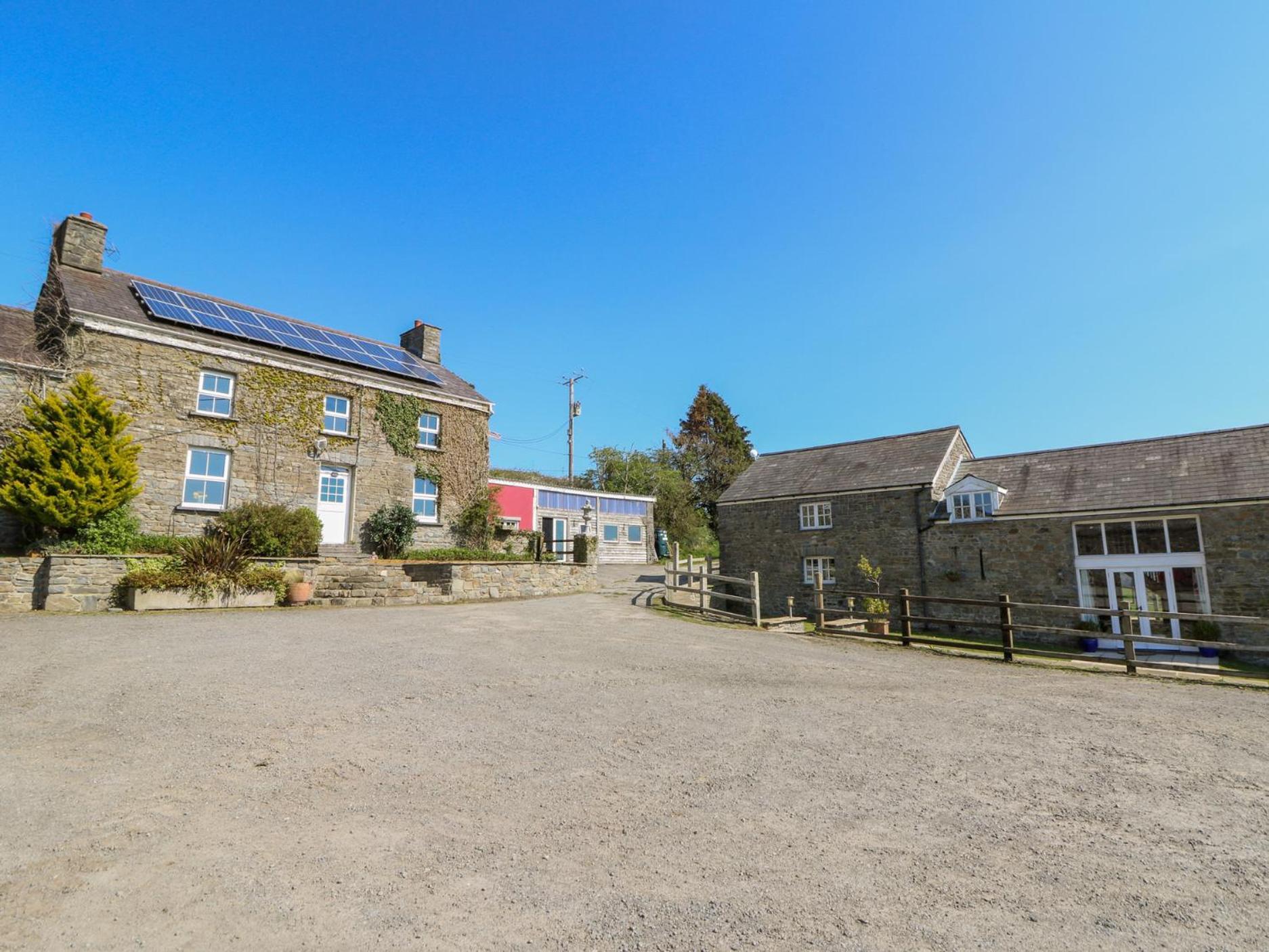 The Farmhouse Ciliau-Aeron エクステリア 写真